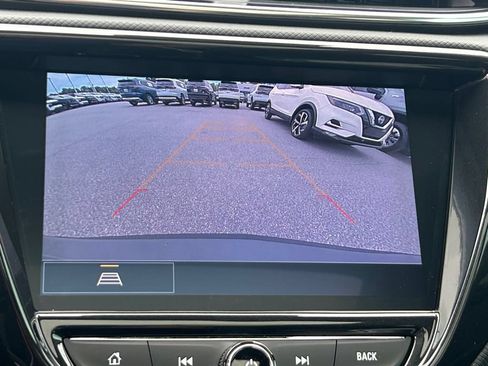 Used 2023 Chevrolet TrailBlazer RS w/ Sun and Liftgate Package AWD/4WD image 21