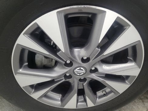 Used 2016 Nissan Murano S FWD image 31