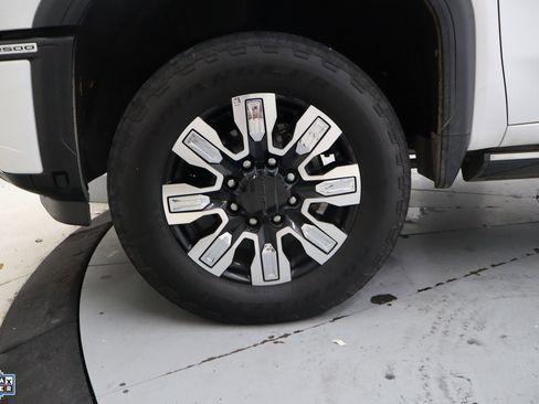 Used 2024 GMC Sierra 2500 Denali w/ Denali Reserve Package image 8