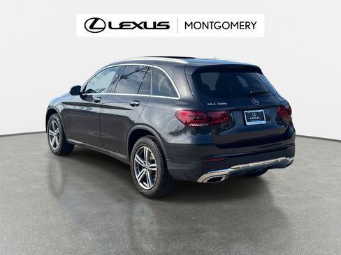 Used 2021 Mercedes-Benz GLC 300 4MATIC image 5
