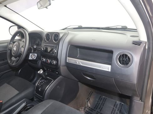 Used 2014 Jeep Compass Sport w/ Power Value Group FWD image 26