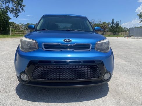 Used 2016 Kia Soul + w/ Designer's Package image 2