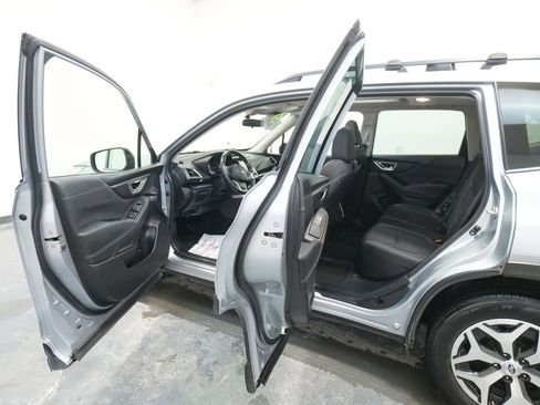 Used 2021 Subaru Forester Premium image 20