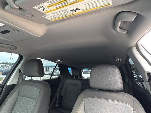 Used 2019 Chevrolet Equinox LT FWD image 25
