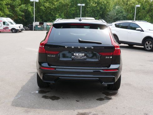 Used 2023 Volvo XC60 B6 Ultimate w/ Protection Package Premier AWD/4WD image 6