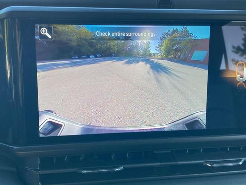 New 2025 Jeep Gladiator Sport image 28