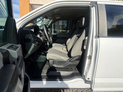 Used 2017 Ford F150 XL w/ Equipment Group 101A Mid RWD image 11