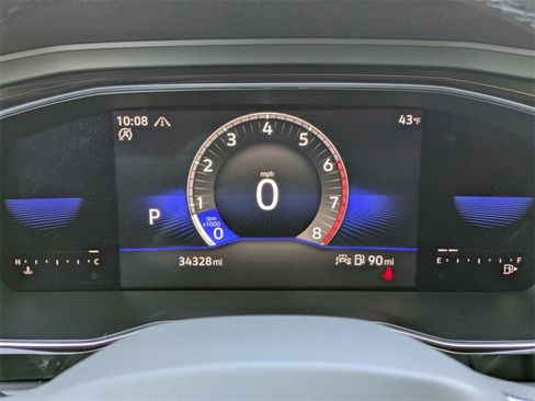 Used 2023 Volkswagen Jetta SE image 38