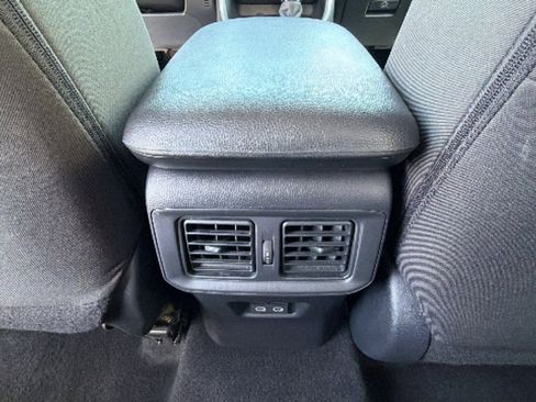 Certified 2025 Toyota RAV4 XLE AWD/4WD image 25