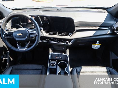 Used 2026 Chevrolet Equinox LT w/ Convenience Package II image 29