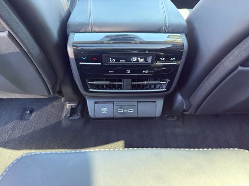 Certified 2024 Acura MDX SH-AWD w/ Technology Package image 15