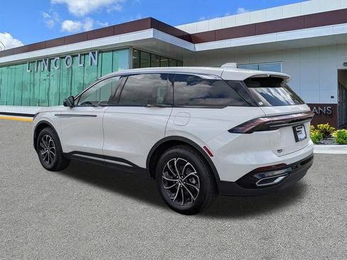 New 2026 Lincoln Nautilus Premier AWD/4WD image 6