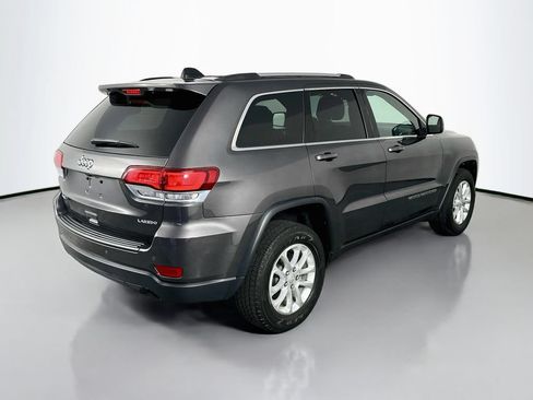 Used 2021 Jeep Grand Cherokee Laredo X AWD/4WD image 7