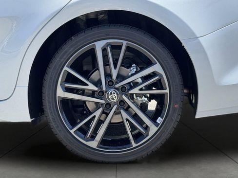 New 2026 Toyota Camry XSE FWD image 32