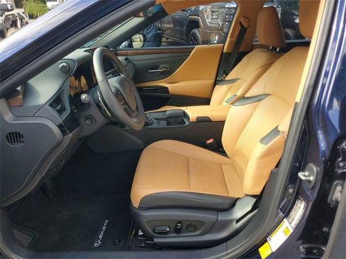 Used 2022 Lexus ES 350 w/ Premium Package image 16