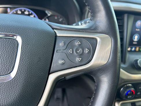 Used 2022 GMC Acadia Denali w/ Denali Ultimate Package image 20