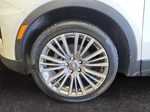 Used 2024 Cadillac XT4 Premium Luxury w/ Technology Package image 28