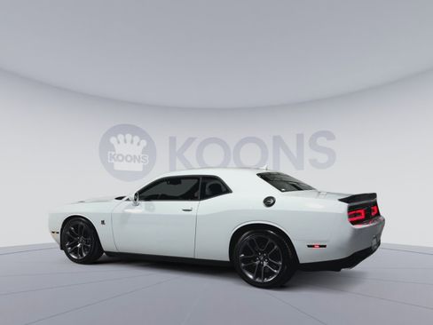 Used 2023 Dodge Challenger R/T Scat Pack w/ Plus Package RWD image 8