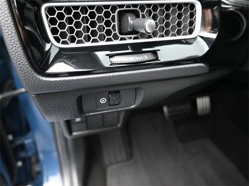 Certified 2025 Honda Civic Sport Touring image 13