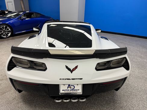 Used 2017 Chevrolet Corvette Z06 w/ Z07 Performance Package image 11