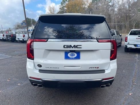 New 2026 GMC Yukon AT4 w/ AT4 Premium Plus Package image 4