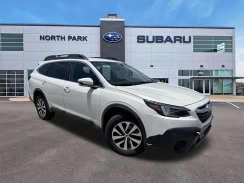 Used 2020 Subaru Outback Premium AWD/4WD image 1
