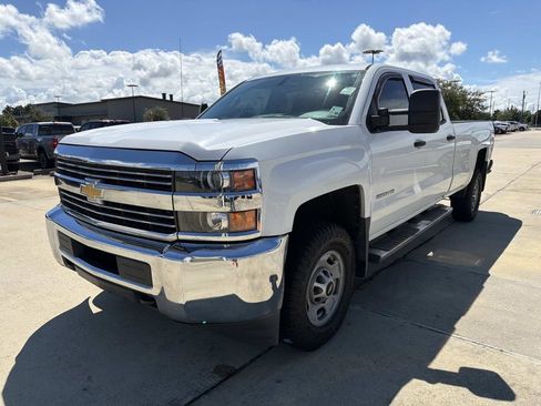 Used 2015 Chevrolet Silverado 2500 W/T w/ WT Convenience Package AWD/4WD image 4
