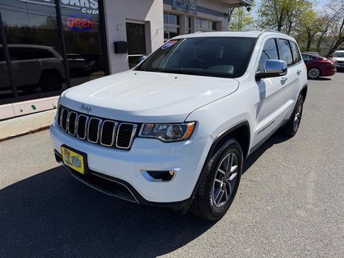 Used 2019 Jeep Grand Cherokee Limited AWD/4WD image 5