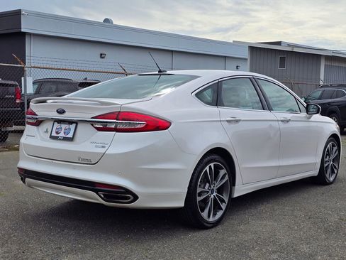 Used 2018 Ford Fusion Titanium AWD/4WD image 7