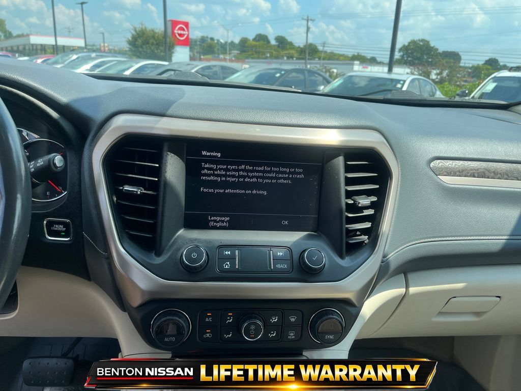 Used 2020 GMC Acadia Denali w/ Trailering Package AWD/4WD image 18