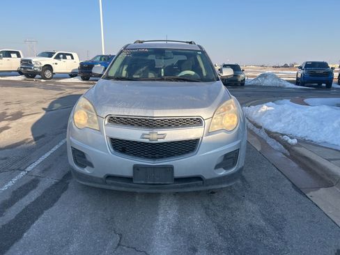 Used 2010 Chevrolet Equinox LT w/ Cargo Management Package image 2
