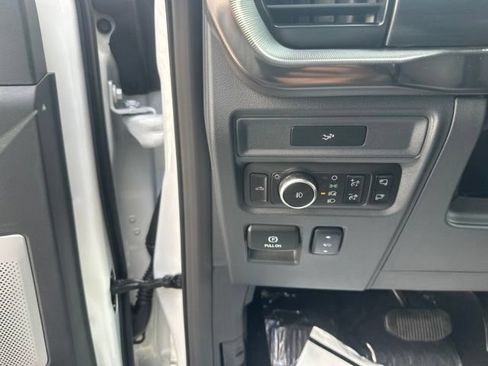 New 2026 Ford F150 Lariat w/ Equipment Group 502A High AWD/4WD image 18