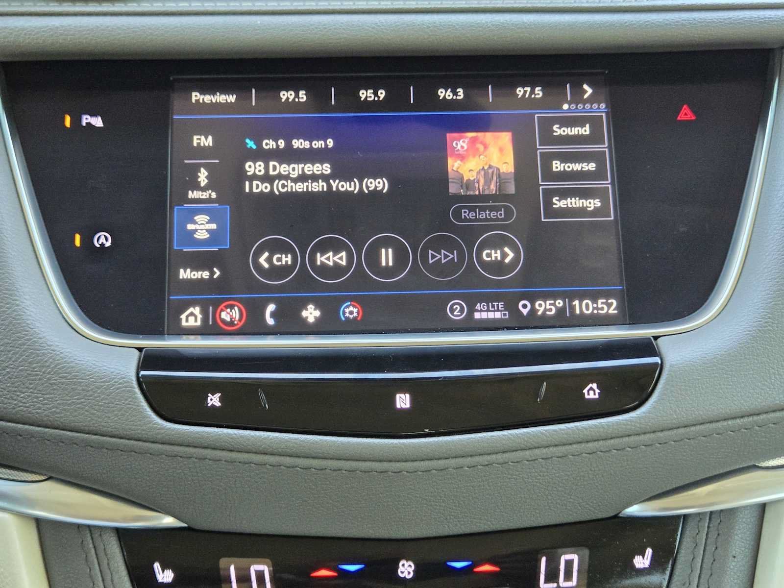 Used 2020 Cadillac XT5 Premium Luxury AWD/4WD image 18