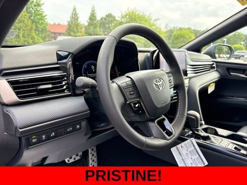 Used 2026 Toyota Camry SE w/ Convenience Package FWD image 15