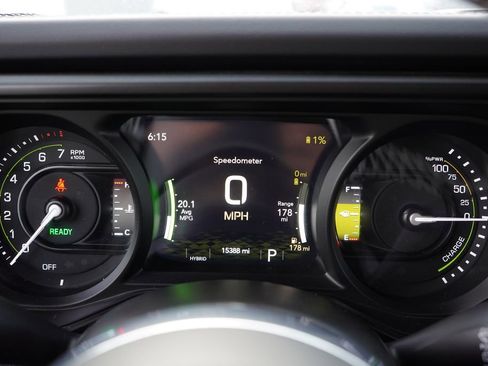 Certified 2025 Jeep Wrangler Unlimited Sahara w/ Safety Group image 34