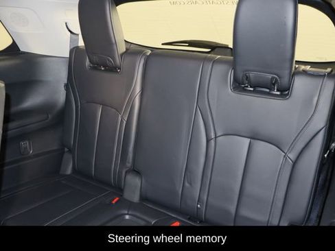 Used 2023 INFINITI QX60 Luxe image 16