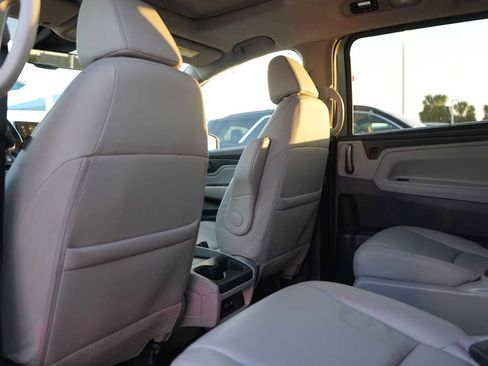 Used 2024 Honda Odyssey EX-L image 12