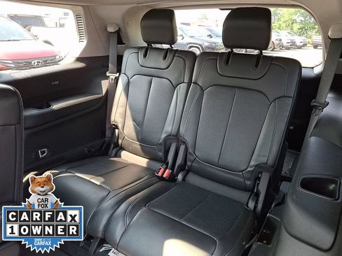 Used 2022 Jeep Grand Cherokee L Limited w/ Luxury Tech Group II AWD/4WD image 10