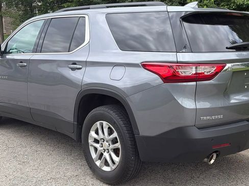 Used 2019 Chevrolet Traverse LT FWD image 6