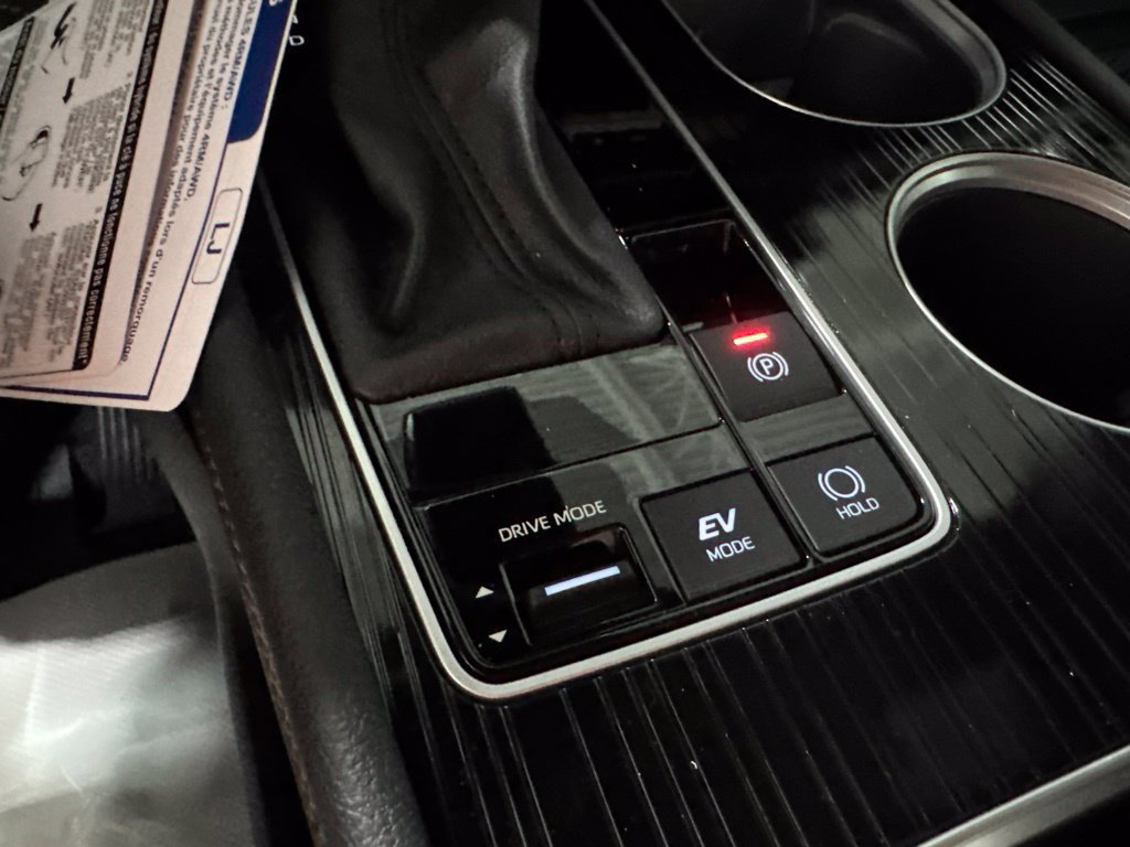 New 2026 Toyota Sienna XLE Woodland Edition AWD/4WD image 21