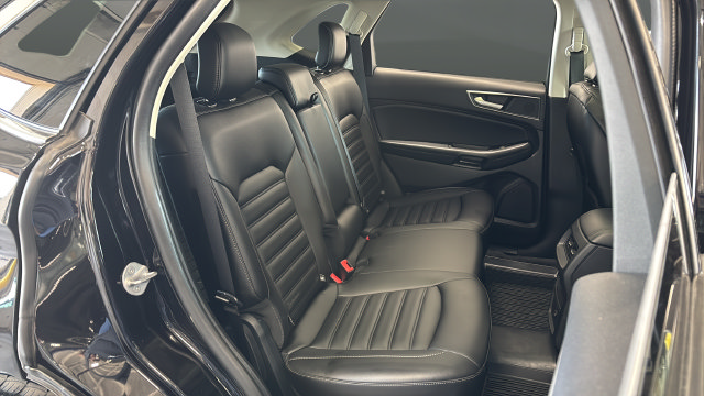 Used 2022 Ford Edge SEL AWD/4WD image 25