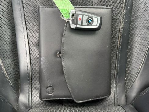 Used 2015 BMW 650i xDrive Convertible image 21