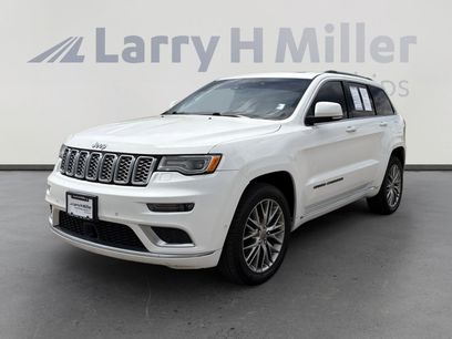 Used 2017 Jeep Grand Cherokee Summit w/ Platinum Series Group