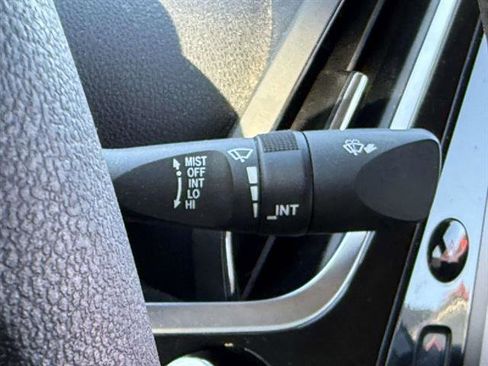 Used 2021 Toyota Prius Prime XLE image 36