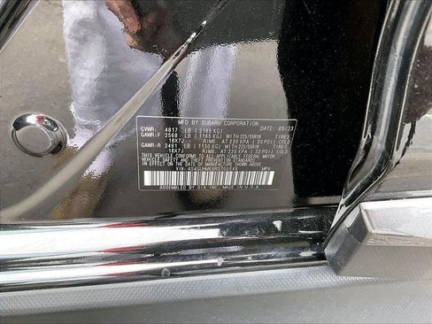 Used 2024 Subaru Crosstrek 2.5i Limited AWD/4WD image 28