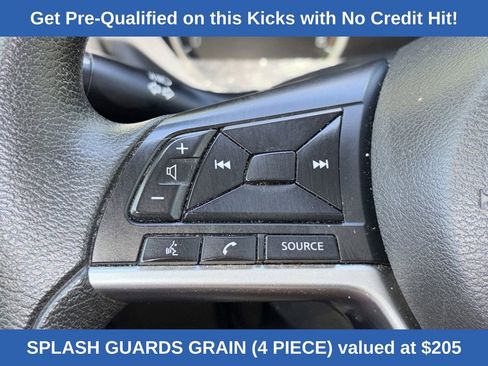 Used 2021 Nissan Kicks S image 20