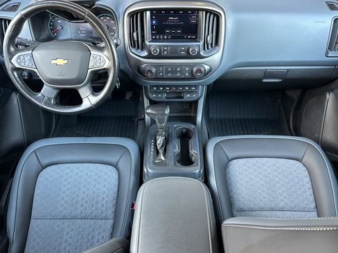 Used 2021 Chevrolet Colorado Z71 w/ Z71 Midnight Edition image 15