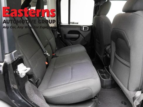 Used 2023 Jeep Wrangler Unlimited w/ Cold Weather Group AWD/4WD image 23
