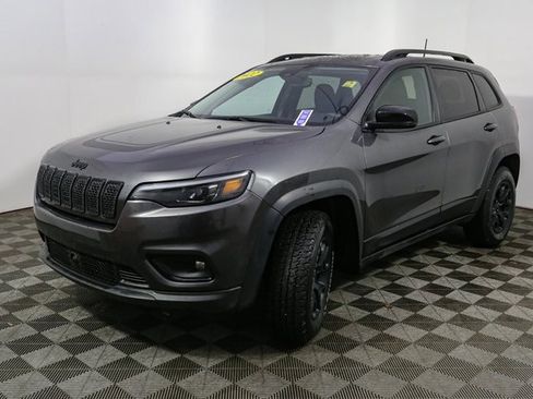 Used 2022 Jeep Cherokee Latitude w/ Sun & Sound Group image 5