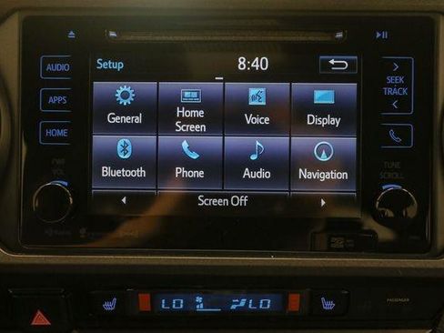 Used 2017 Toyota Tacoma TRD Sport image 28